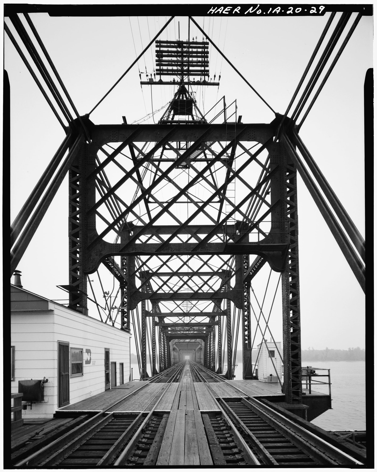 Tower details, previous bridge